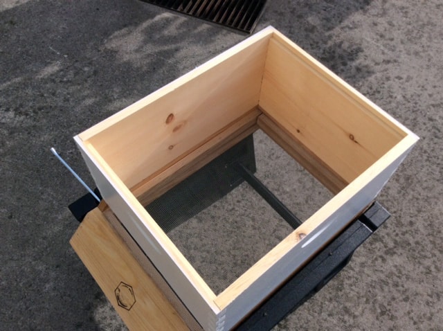 Placing a Deep on the Hive Stand
